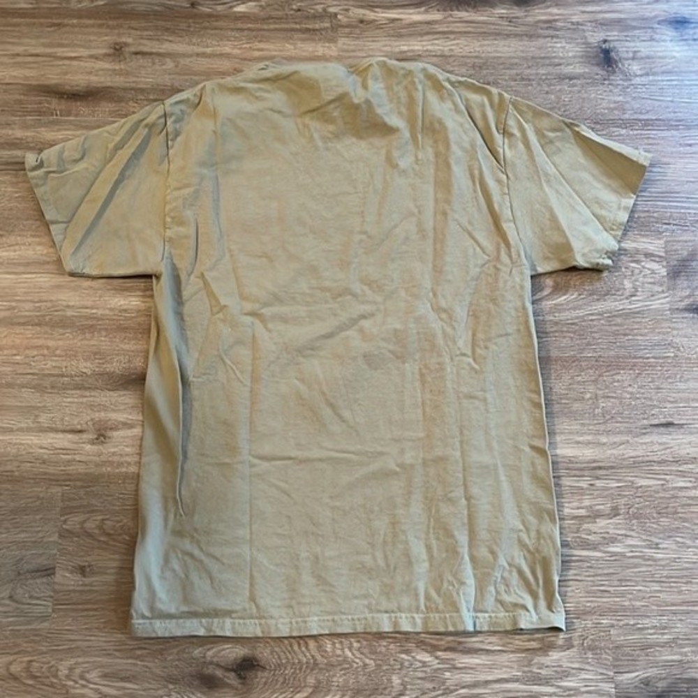 Hingham MA Fruit of the Loom Taupe Cotton T-Shirt - Picture 5 of 5